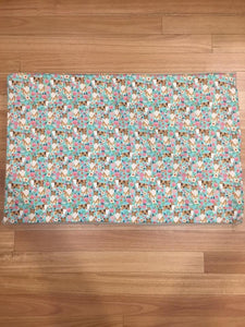 Collie Rough Memory Foam Crate Mat - Floral
